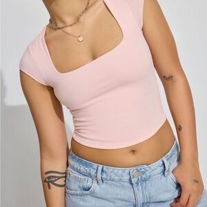 Garage Portia Neckline Tee NWT size Small